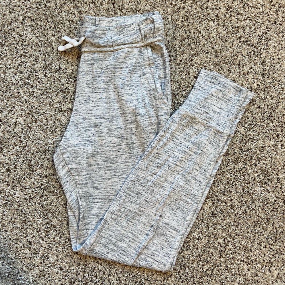 Women’s Heathered Gray Jogger
